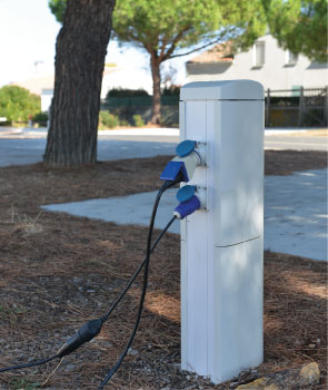 borne-electrique-camping-car