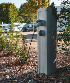 borne-electrique-camping-car