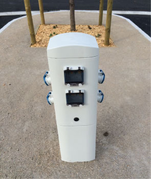 borne-electrique-camping-car