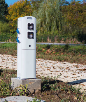 borne-electrique-camping-car
