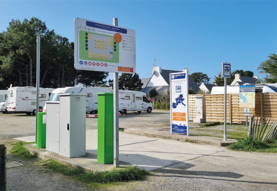 equipement-aire-camping-car